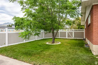 3982 S Saturn Dr E, Holladay, UT 84124 - Photo 21
