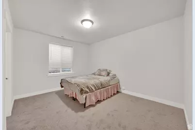 328 E 1100 S, Centerville, UT 84014 - Photo 23