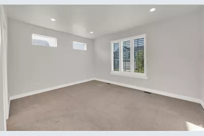 328 E 1100 S, Centerville, UT 84014 - Photo 13