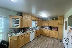 156 N 100 W, Roosevelt, UT 84066 - Photo 5