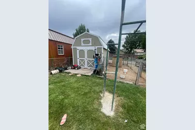 156 N 100 W, Roosevelt, UT 84066 - Photo 19