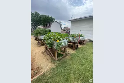156 N 100 W, Roosevelt, UT 84066 - Photo 21