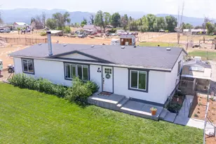 346 E 400 N, Spring City, UT 84662 - Photo 1