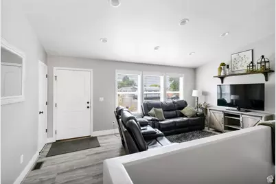 554 W 1000 S, Richfield, UT 84701 - Photo 7