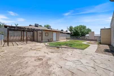 433 S 100 E, Saint George, UT 84770 - Photo 21