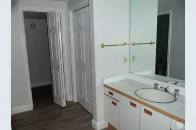 300 S 44 W #1103, Salt Lake City, UT 84101 - Photo 11