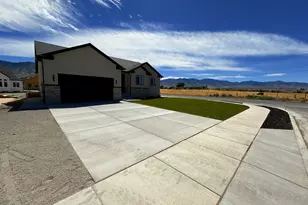 5212 N Roma Ln, Stansbury Park, UT 84074 - Photo 3