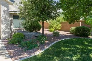 1730 W Stonebridge Dr, Saint George, UT 84770 - Photo 3