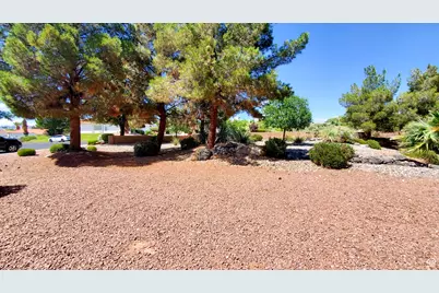 1730 W Stonebridge Dr #25, Saint George, UT 84770 - Photo 13