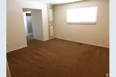 255 W 100 N, Lehi, UT 84043 - Photo 17
