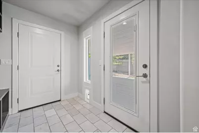 1938 E 7130 S, Cottonwood Heights, UT 84121 - Photo 9