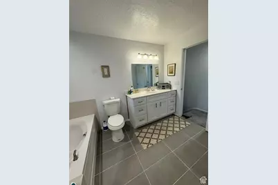 6022 S Park Wood Dr W, Kearns, UT 84118 - Photo 13