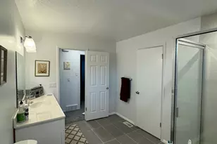 6022 S Park Wood Dr W, Kearns, UT 84118 - Photo 9