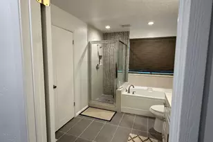 6022 S Park Wood Dr W, Kearns, UT 84118 - Photo 11