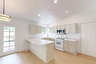 300 E Magellan Ln, Elk Ridge, UT 84651 - Photo 3