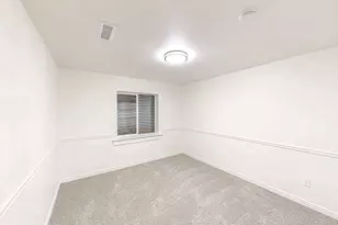 300 E Magellan Ln, Elk Ridge, UT 84651 - Photo 37