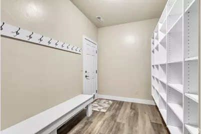 177 S 1170 E, Hyrum, UT 84319 - Photo 17