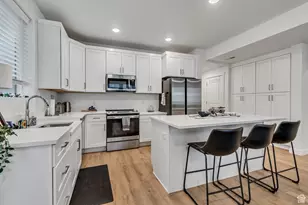 5243 W Reventon Dr, South Jordan, UT 84009 - Photo 7