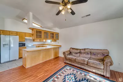 2990 E Riverside Dr, Saint George, UT 84790 - Photo 5