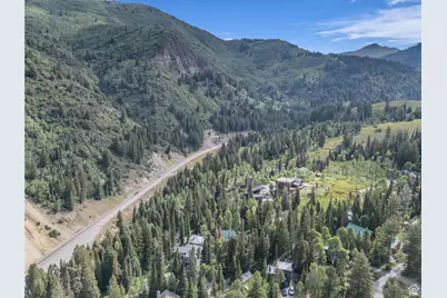 9281 E Fox Haven Ln, Brighton, UT 84121 - Photo 15