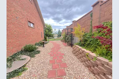 617 W Center St, Blanding, UT 84511 - Photo 71