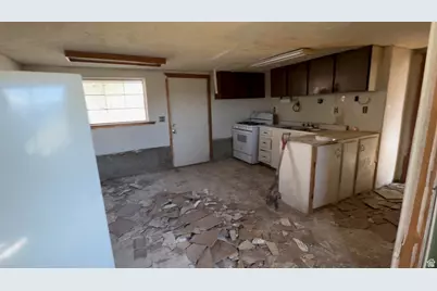 531 E 500 N, Duchesne, UT 84021 - Photo 7