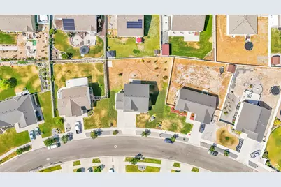 1345 E 340 S, Hyrum, UT 84319 - Photo 27