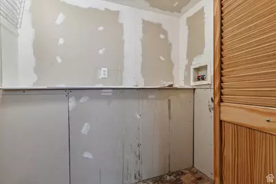 5627 W Walnut Ridge Cir, Salt Lake City, UT 84118 - Photo 25