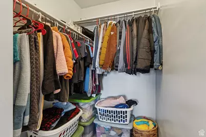 5627 W Walnut Ridge Cir, Salt Lake City, UT 84118 - Photo 15