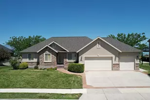 2226 S Maverick Rd, Saratoga Springs, UT 84045 - Photo 3