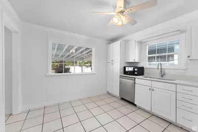 144 E 200 S, Provo, UT 84606 - Photo 11