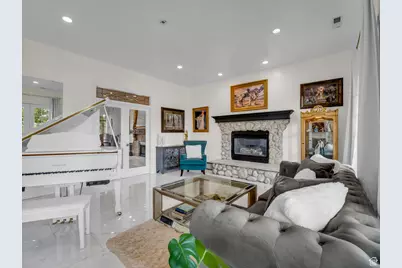 135 E 200 N, Kanosh, UT 84637 - Photo 9