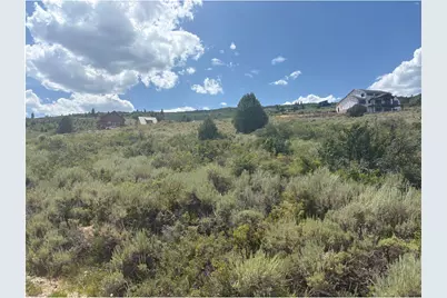 3321 S Snowshoe Cir #32, Garden City, UT 84028 - Photo 9