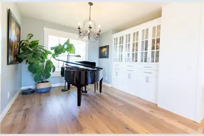 520 E 100 S, Hyde Park, UT 84318 - Photo 11