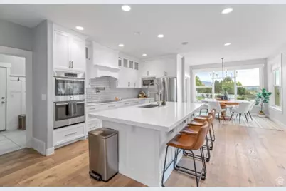 520 E 100 S, Hyde Park, UT 84318 - Photo 5