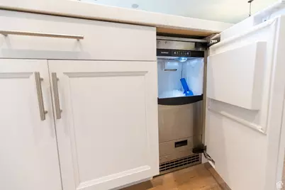 520 E 100 S, Hyde Park, UT 84318 - Photo 47