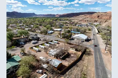 1285 Arnel Ln S, Moab, UT 84532 - Photo 3