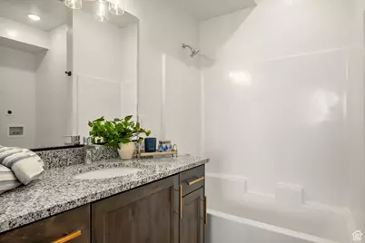 951 N Harbor Village Dr E #201, Garden City, UT 84028 - Photo 11