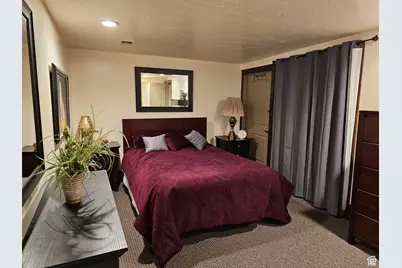 2079 E Creek Rd S, Cottonwood Heights, UT 84093 - Photo 33