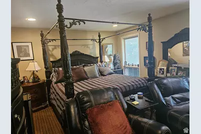 2079 E Creek Rd S, Cottonwood Heights, UT 84093 - Photo 21