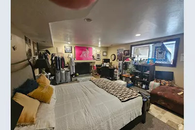 2079 E Creek Rd S, Cottonwood Heights, UT 84093 - Photo 29