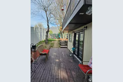 2079 E Creek Rd S, Cottonwood Heights, UT 84093 - Photo 11