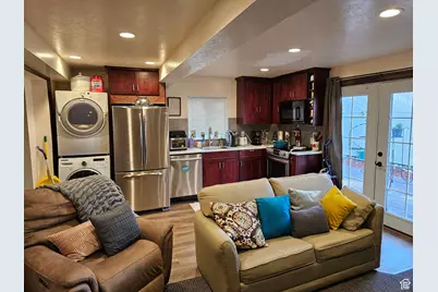 2079 E Creek Rd S, Cottonwood Heights, UT 84093 - Photo 31