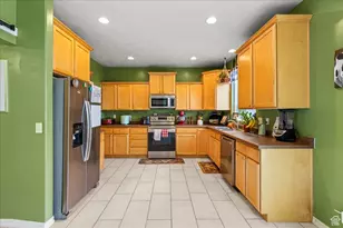 231 E Box Elder Dr, Grantsville, UT 84029 - Photo 7