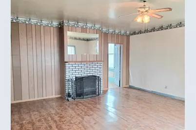 310 S Main St, Orangeville, UT 84537 - Photo 9