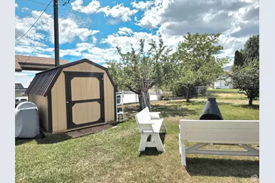 310 S Main St, Orangeville, UT 84537 - Photo 17