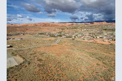2284 Resource Blvd N #Q, Moab, UT 84532 - Photo 5