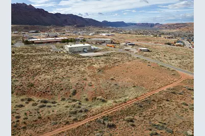 2284 Resource Blvd N #Q, Moab, UT 84532 - Photo 5