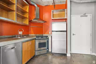 380 W 200 S, Salt Lake City, UT 84101 - Photo 3