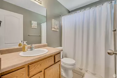 6059 Bayshore Dr, Stansbury Park, UT 84074 - Photo 19